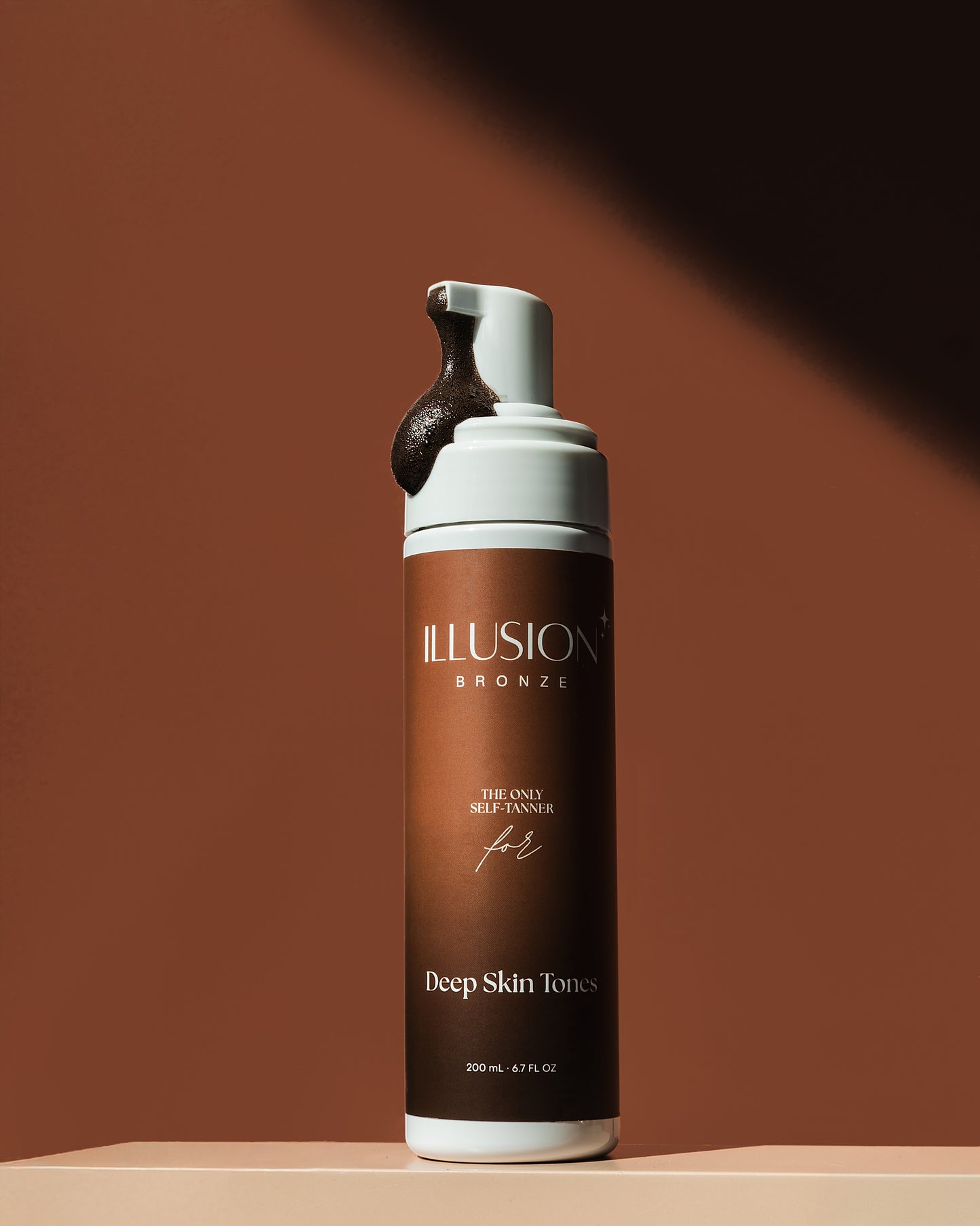 The Deep Skin Tone Self-Tanner + Application Mitt
